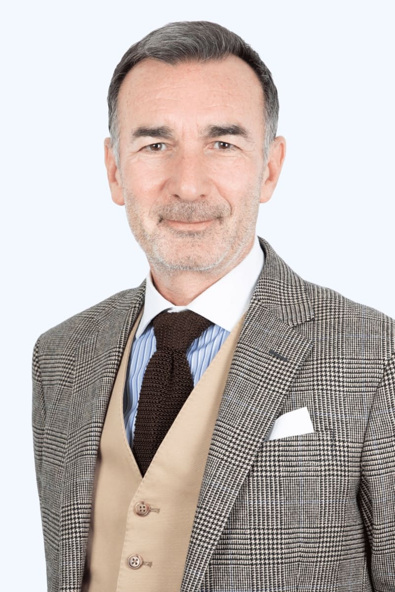 Pascal Lebeau, Notaire associé